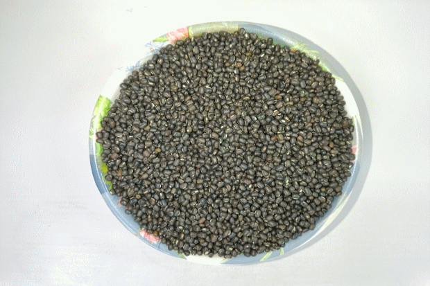whole urad